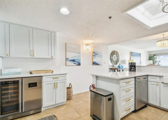 Cali-coastal Luxe Oceanfront At Palms Appartement Clearwater Beach