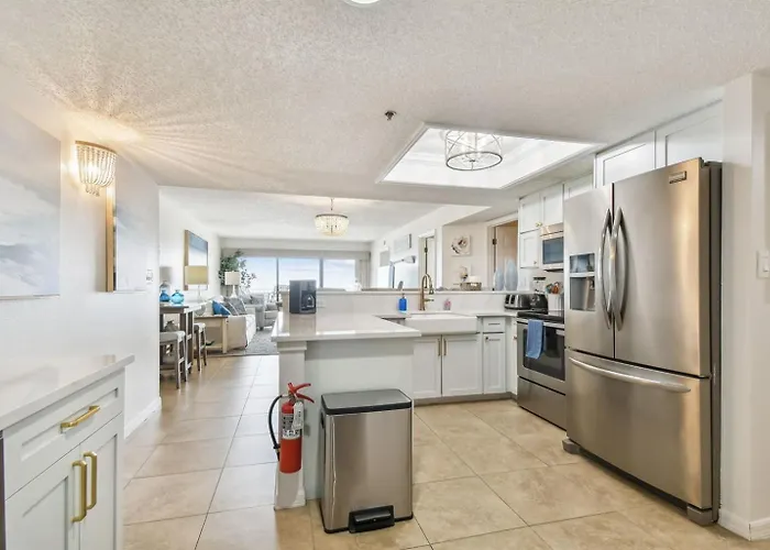 Cali-coastal Luxe Oceanfront At Palms *