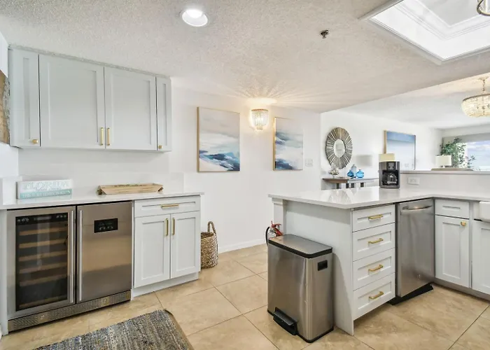 Cali-coastal Luxe Oceanfront At Palms